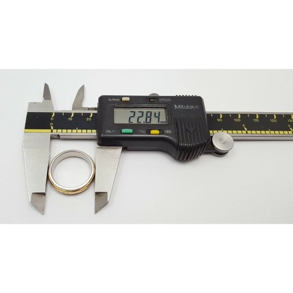 Elegant Solid Platinum & 18K Yellow Gold Designer Wedding Band Ring - Size 8.25 - Picture 10 of 11